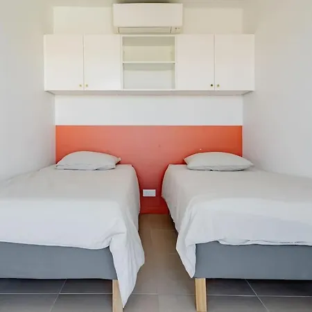 Apartman Piscine, Mer & Confort Absolu