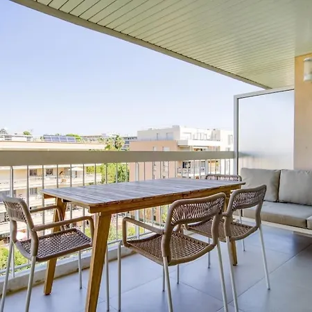 Apartman Piscine, Mer & Confort Absolu